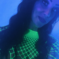 Blacklight fotosharqi zvarchanq