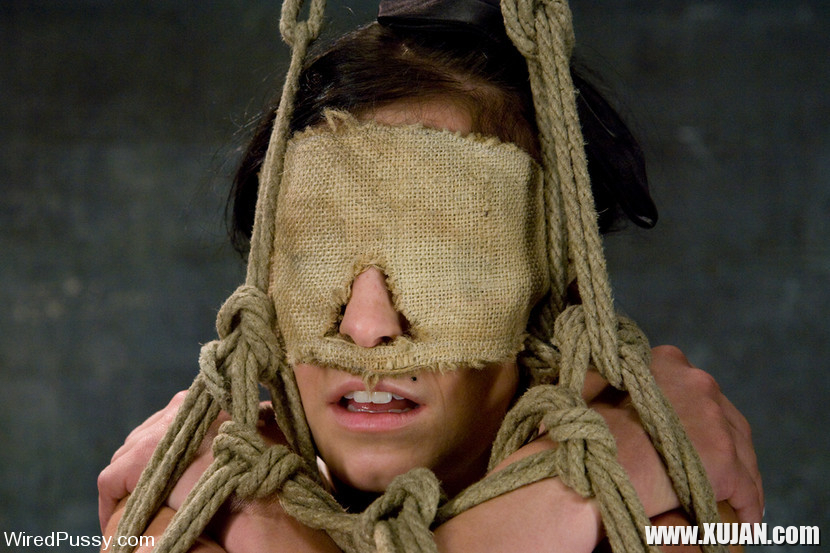 Jackie Daniels is tied up and shocked by lezdom Claire Adams - Photo #2515606