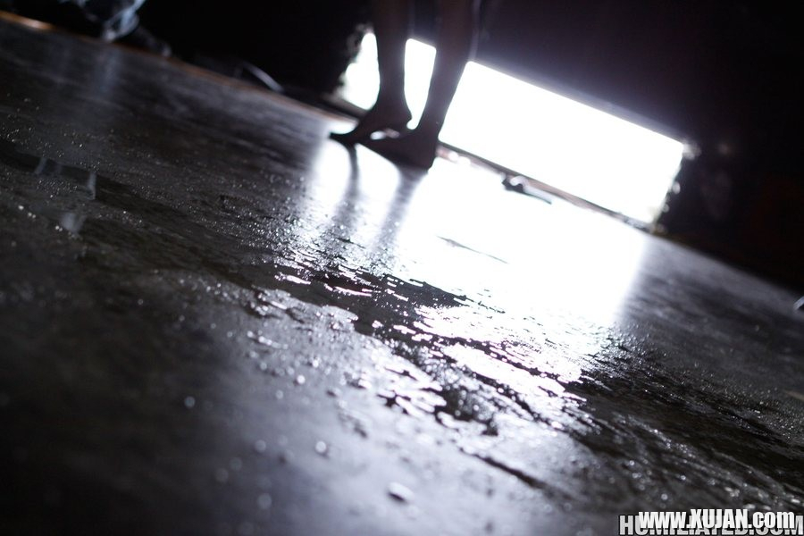 Devote Jackie Daniels tied up and forced to squirt - Photo #2515654