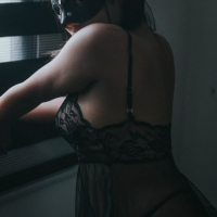 Hot Tiny Filipina