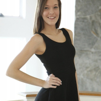 Molly Manson seductively strips and teases on Cam