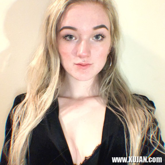 Zoi Qenedi - Photo #2534239