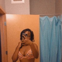 Ayn Pinky e