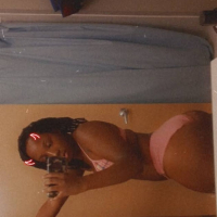 Ayn Pinky e