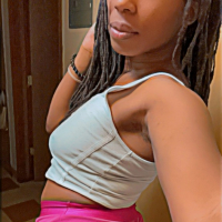 Ayn Pinky e