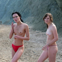 Harbats nudistner mazot pucnerov Koktebel loghapum