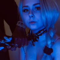 Pixie Milf