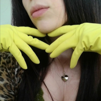 Miss Laacutetex dzernotsner