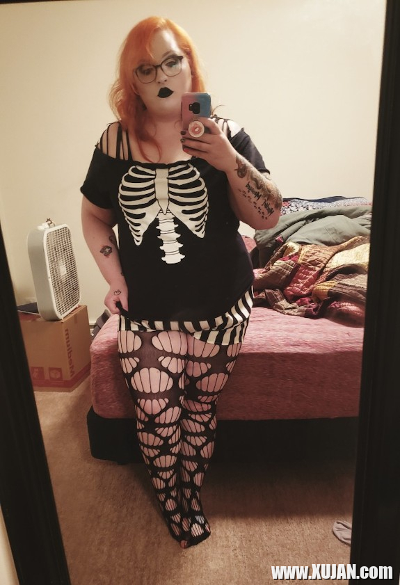 Spooky Bitch - Photo #2548972
