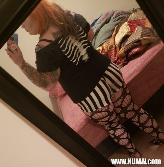 Spooky Bitch - Photo #2548975