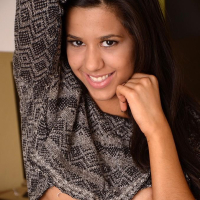 Brunette teen Bella Quinn shows off the underboob