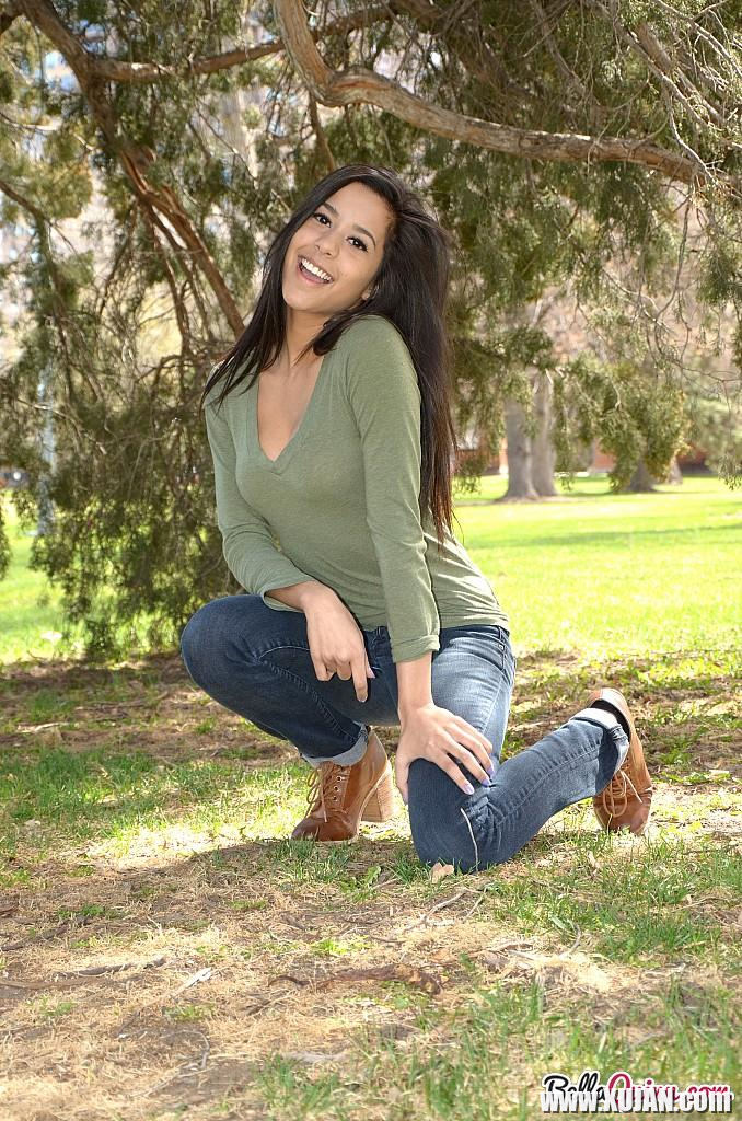 Brunette teen Bella Quinn teases and poses in the tree - Photo #2553294