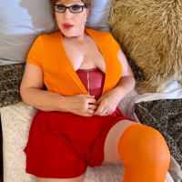Seqsual Velma Karmen