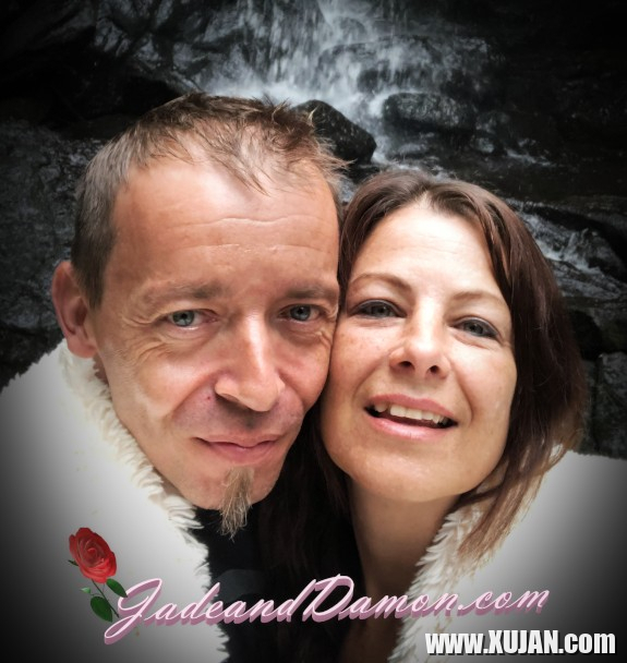 Hanrayin nkarner jrvezhi dimats - Photo #2562328