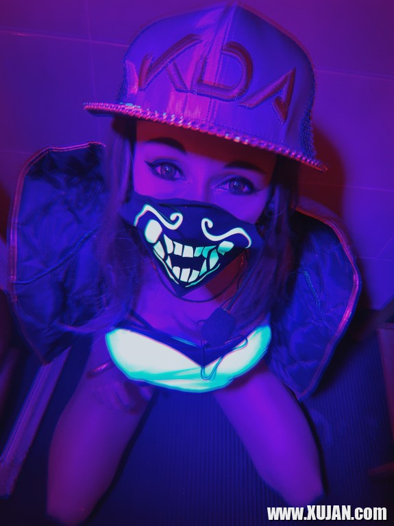 KDA Akali UV Lights Bodypaint - Photo #2563371