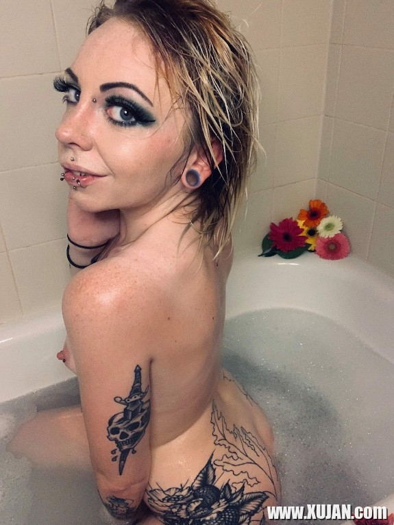 Showerbath y harvatsum e - Photo #2566833