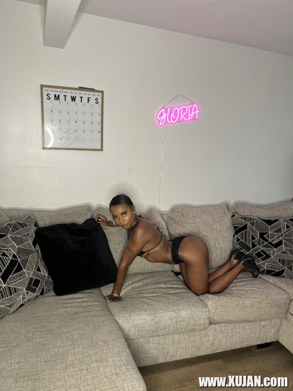 Ebony astvatsayin - Photo #2567798
