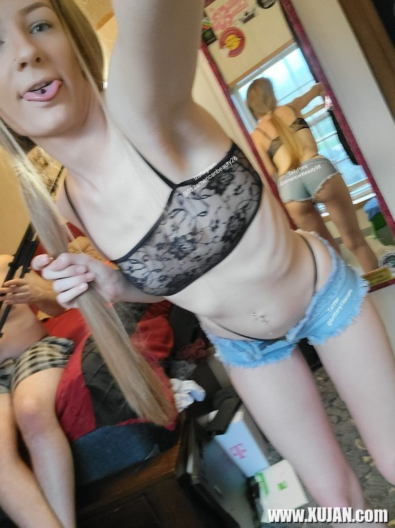 Shikaher Barbin Booty Shorts ov - Photo #2584670