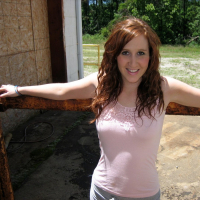 GND Ruby flashing her Pussy outdoors in a Skirt