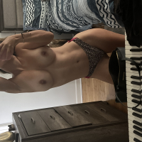 Amateur Colombian slut v tits