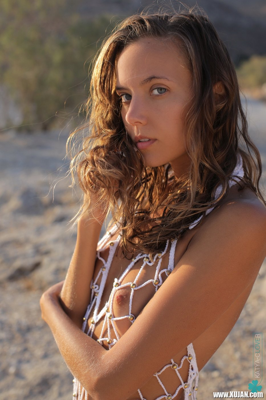 Amazing girl Katya Clover reveals her nice body by the ocean - Photo #2595329