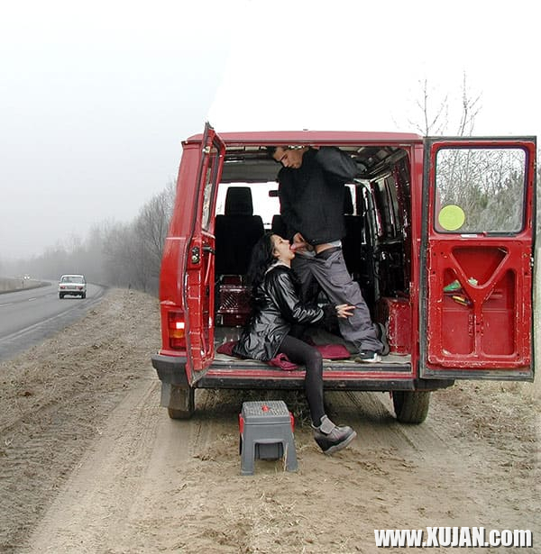 Sery chanaparhi mikroavtobusi hetevi masum - Photo #2596352