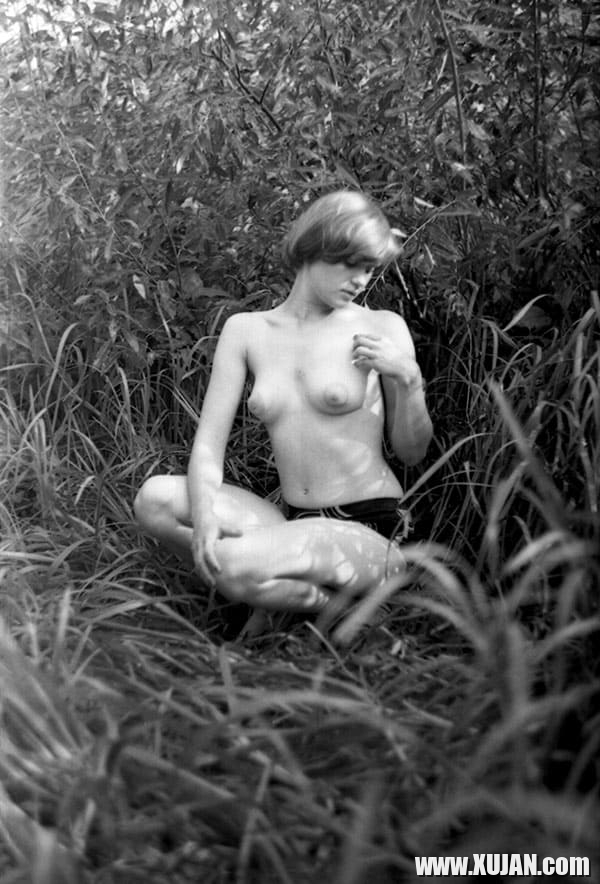 Russian Retro Girl y zerts e tperi mej - Photo #2596513
