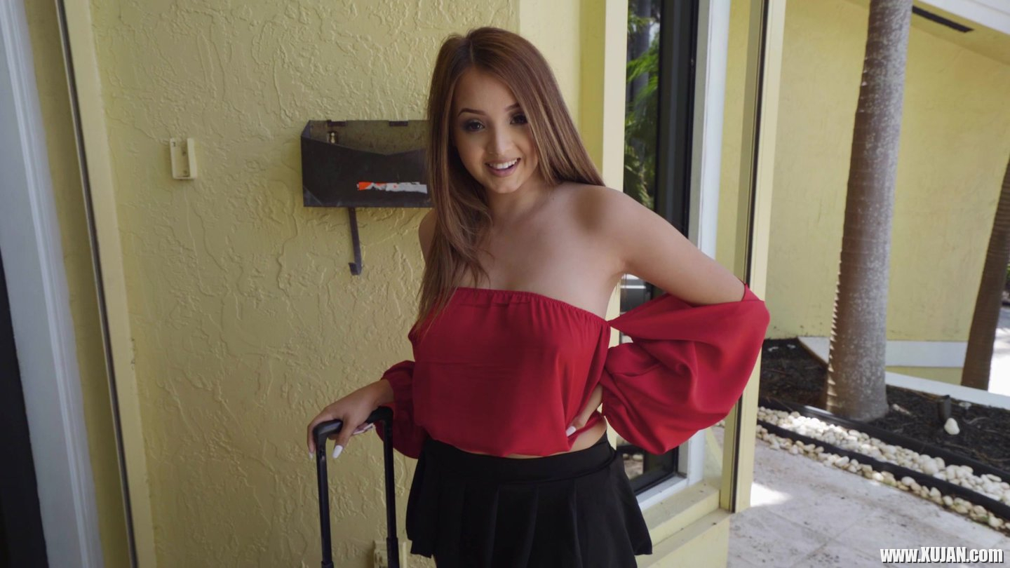 Lexi Aaane invites sexy Babe to meet her Boyfriend - Photo #2597386
