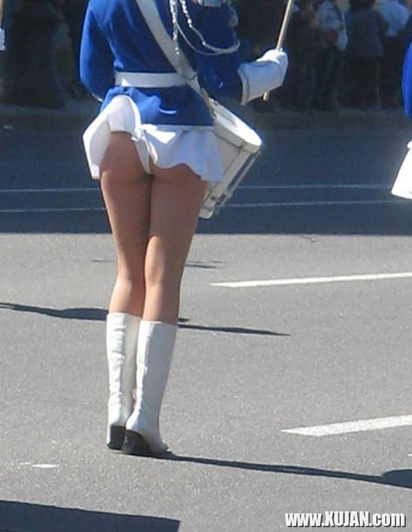 Poghotsi lusankarum kanants vra lrtes - Photo #2600636