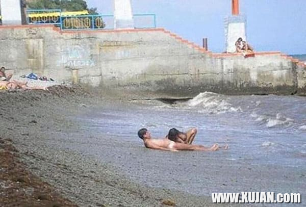 Poghotsi lusankarum kanants vra lrtes - Photo #2600646