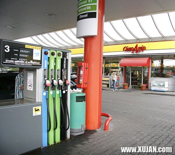Benzaltsakayani zugaranum aghjiky spasum er anaknkal pati erjanik antsqi tesqov - Photo #2614091