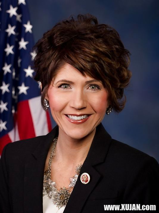 I love jerking off to Conservative Kristi Noem - Photo #2616738