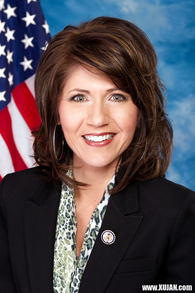 I love jerking off to Conservative Kristi Noem - Photo #2616741