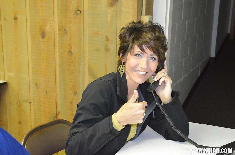 I love jerking off to Conservative Kristi Noem - Photo #2616759