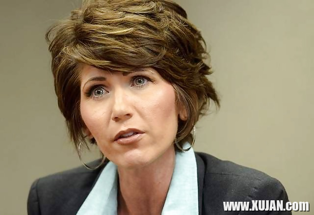I love jerking off to Conservative Kristi Noem - Photo #2616760