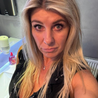 Hotwife aprelakerp
