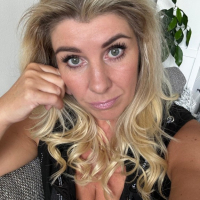Hotwife aprelakerp