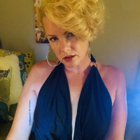 MILF HORNY PISSY