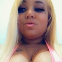 Busty Lumina