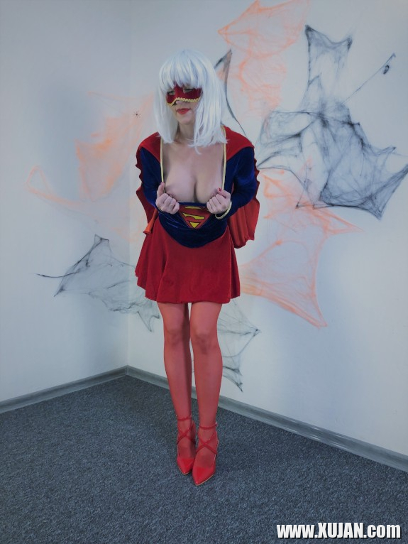 Nude SuperGirl Gnahateq im nor seqsual Cosplay zgestnery - Photo #2632145