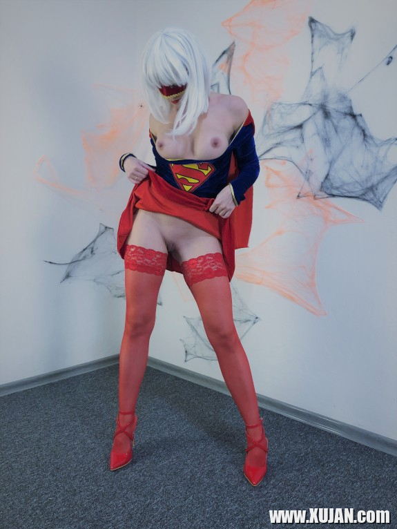 Nude SuperGirl Gnahateq im nor seqsual Cosplay zgestnery - Photo #2632148