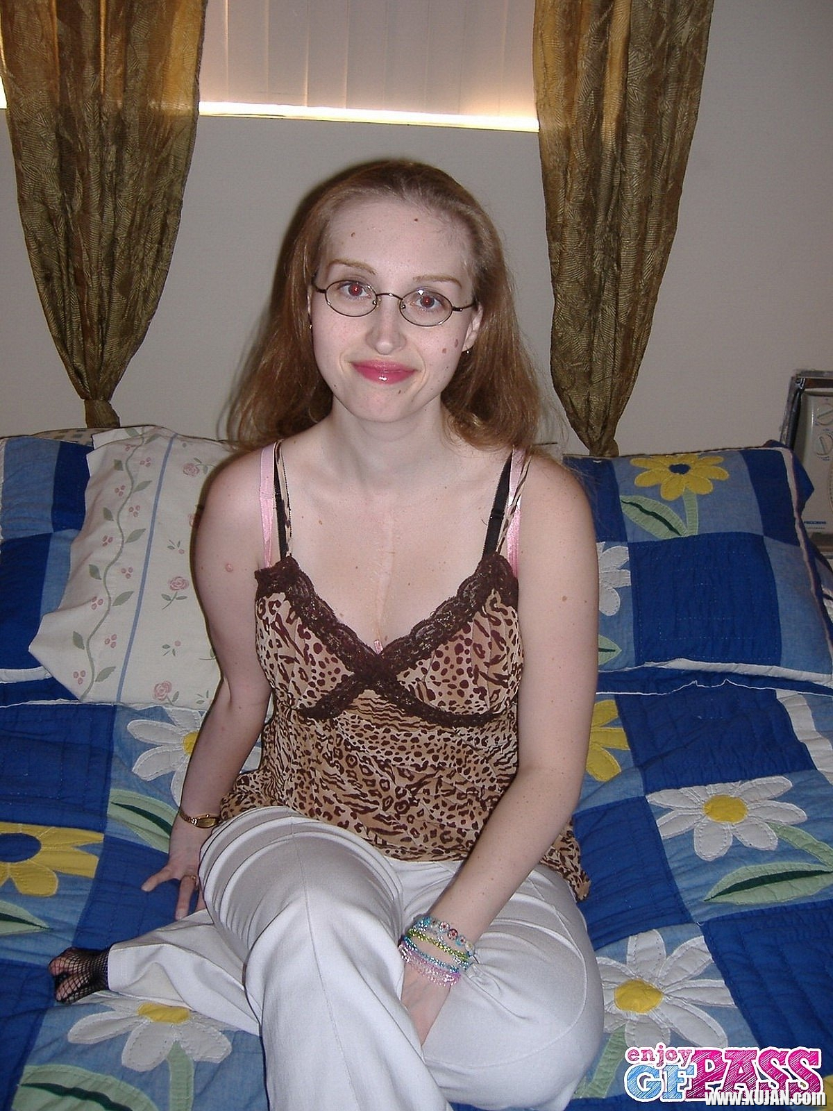 Geghetsik derahasy tanum e ir hagusty tany - Photo #2632540