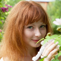 Russian Girl Red pucy ov