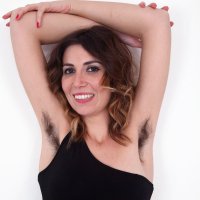 Terri Rose y merk yogan e aysor mez hamar