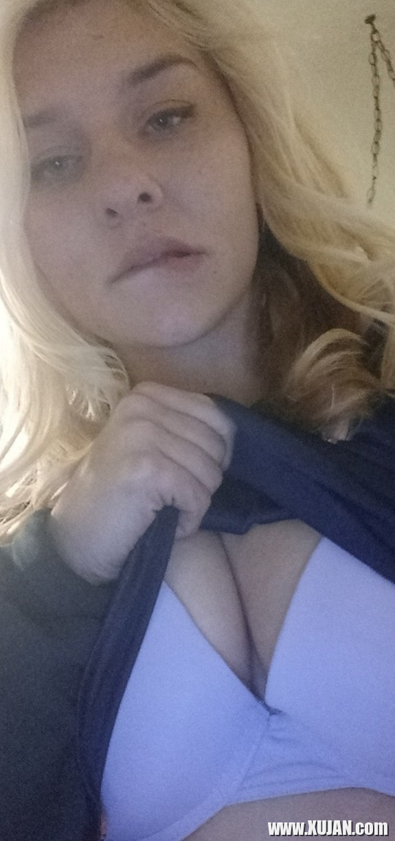 Slutty jahel satanan - Photo #2652991