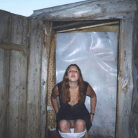 Pissing Girls Watch i lusankarnery artsants