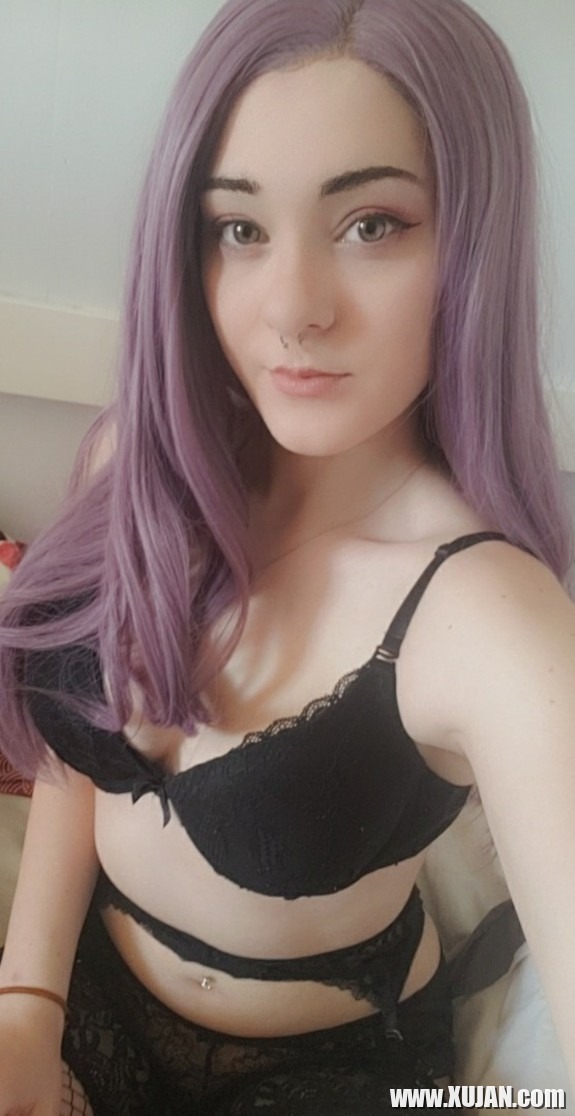 Egirl tsutsadrum e marminy nerqnazgestov - Photo #2664407