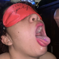 Titties ev anpuyt glukh