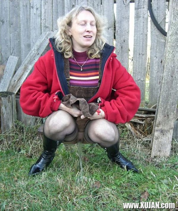 Porn Photo Girls Piss - Photo #2665438