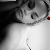 Snap chat me or pucy